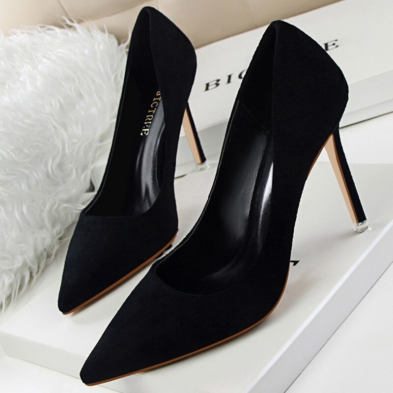 Sianks - Suede Pointed Toe Pumps